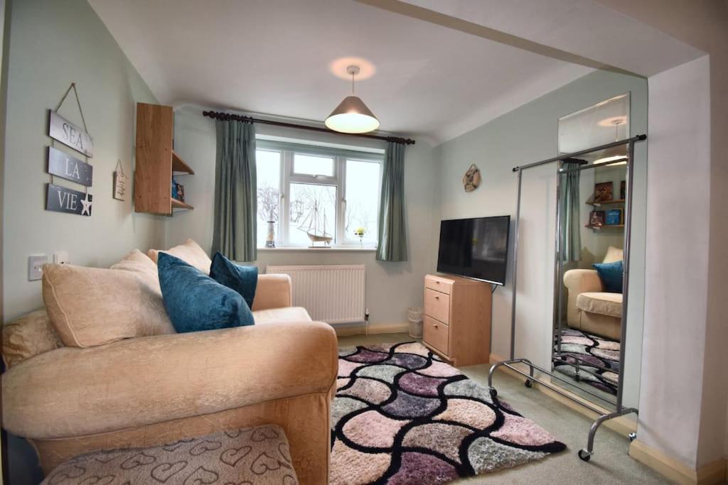 Mermaid Cottages Frinton-on-Sea Bagian luar foto